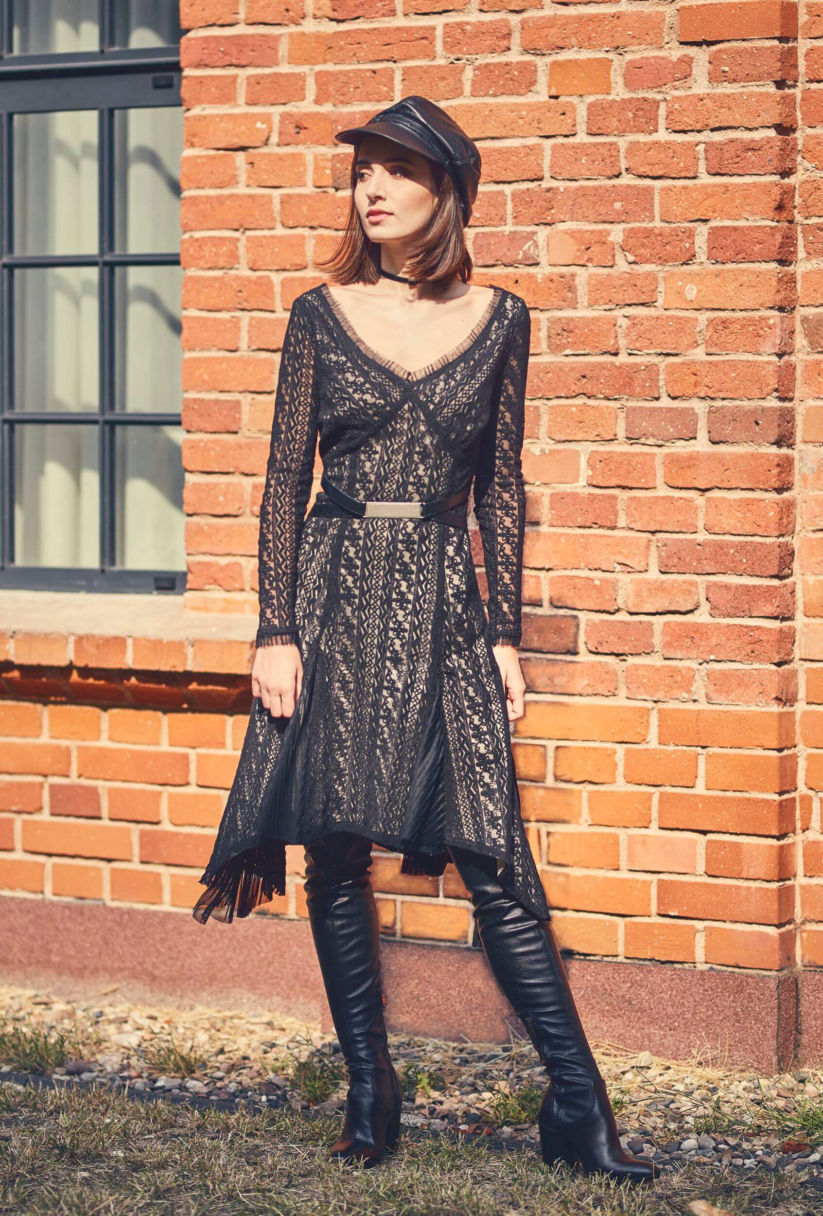 koronkowa sukienka, czarna koronkowa sukienka, koronkowa sukienka wieczorowa, czarna sukienka na wesele, czarna sukienka must have, koronkowa sukienka bestseller, czarna sukienka bestseller, sukienka czarna hit, koronkowa sukienka hit, sukienka limitowana