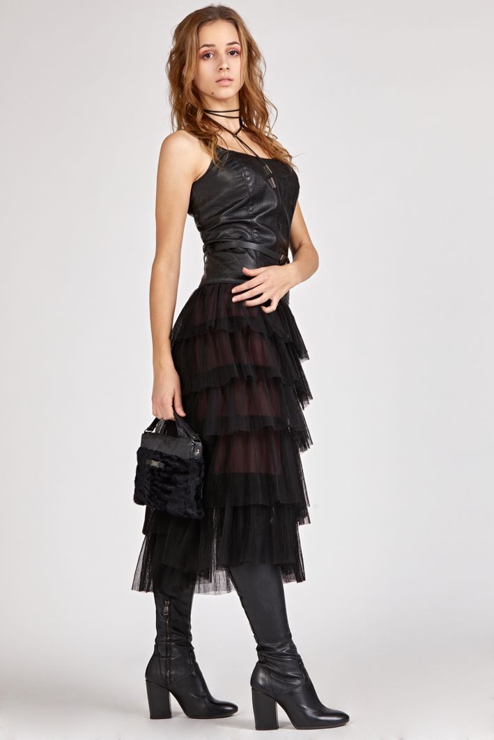 gorsetowa sukienka, czarna gorsetowa sukienka ze skóry, sukienka ze skórzanym gorsetem, skórzana sukienka czarna, sukienka wieczorowa, czarna sukienka na wesele, czarna sukienka must have, skórzana sukienka bestseller, gorsetowa sukienka bestseller, sukienka na studniówkę, sukienka na imprezę