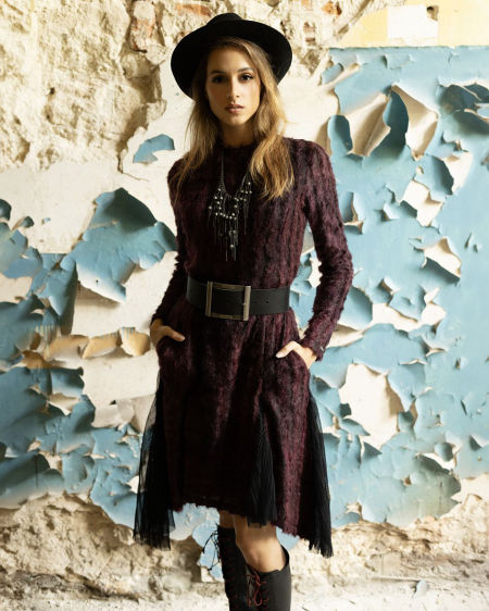 224000 Sukienka Moher Bordeaux